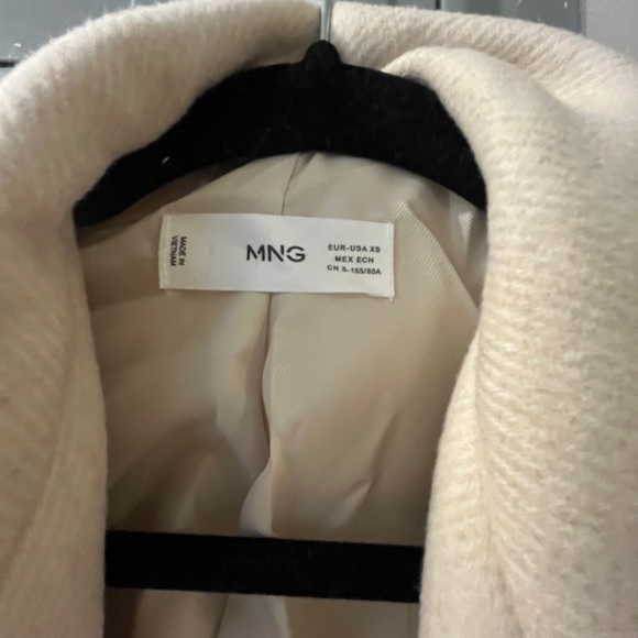 Mango double breasted wool coat size XS in cream - Picture 5 of 5